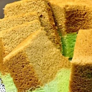 Two-layer Chiffon Cake (Pandan & Gula Malacca)